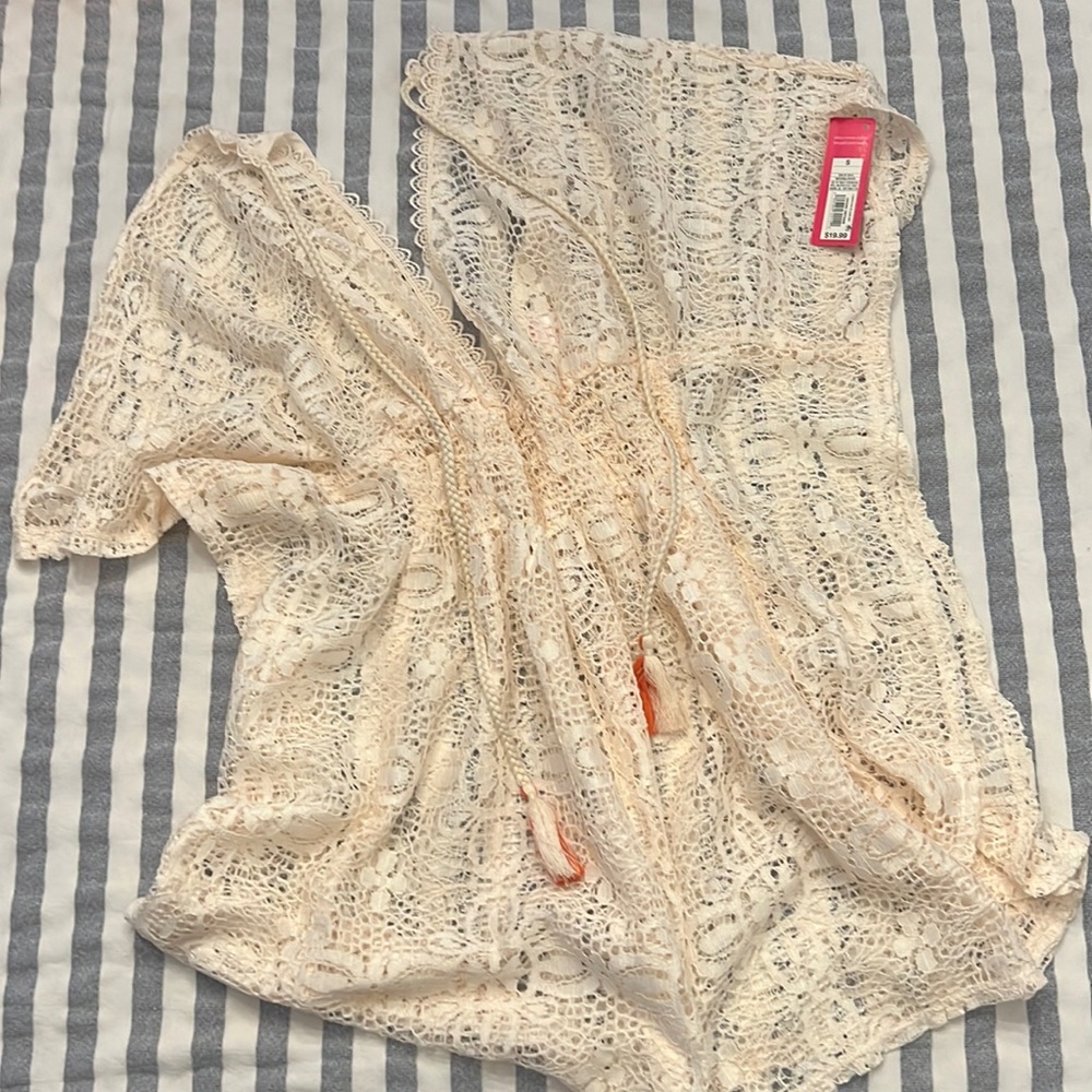Target ivory lace swim coverup in size small